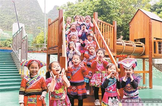 高清图集八桂大地舞翩跹壮乡歌海起春潮