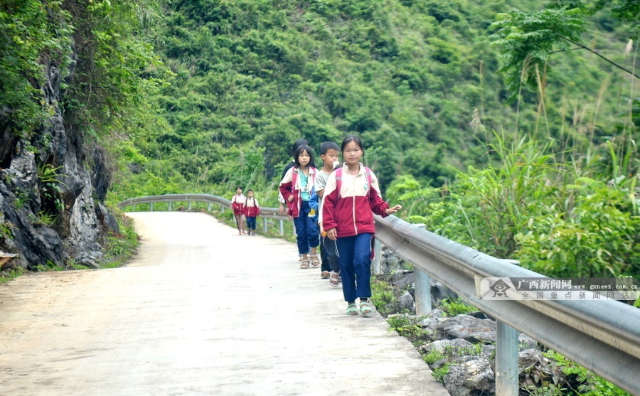 辉煌十年∣大化瑶乡学子共沐均衡教育阳光39