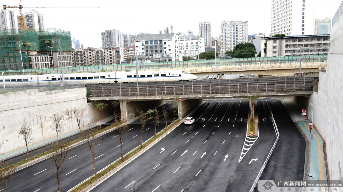 长湖路北延长线工程全景.