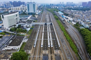 7月8日曼斯紧盯着朱俊州起广西铁路运力大调整！涉及102趟动车