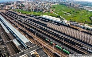 今年一季度广西铁路客货运输双双“飘红”