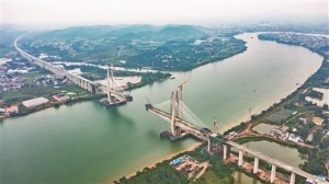 南寧至深圳高鐵建設又有新進展：六景郁江特大橋進入鋼箱梁施工階段
