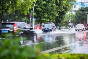 广西继续发布暴雨蓝色预警！未来三天持续有雨局地雨势强