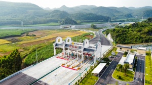 e^·ʽͨ܇ һСrȦ