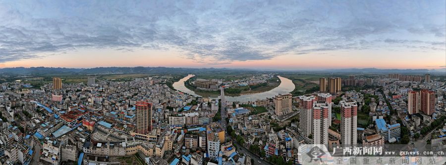 高清:万丈霞光耀明江 宁明美景入镜框-广西新闻网