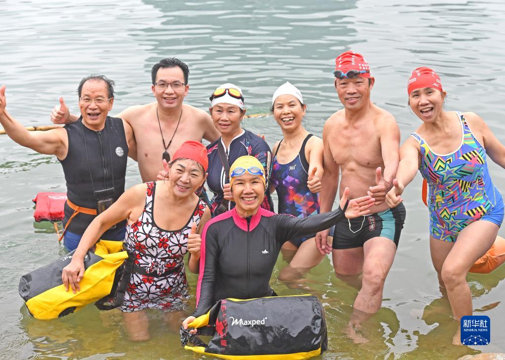 全民健身——冬泳庆新年