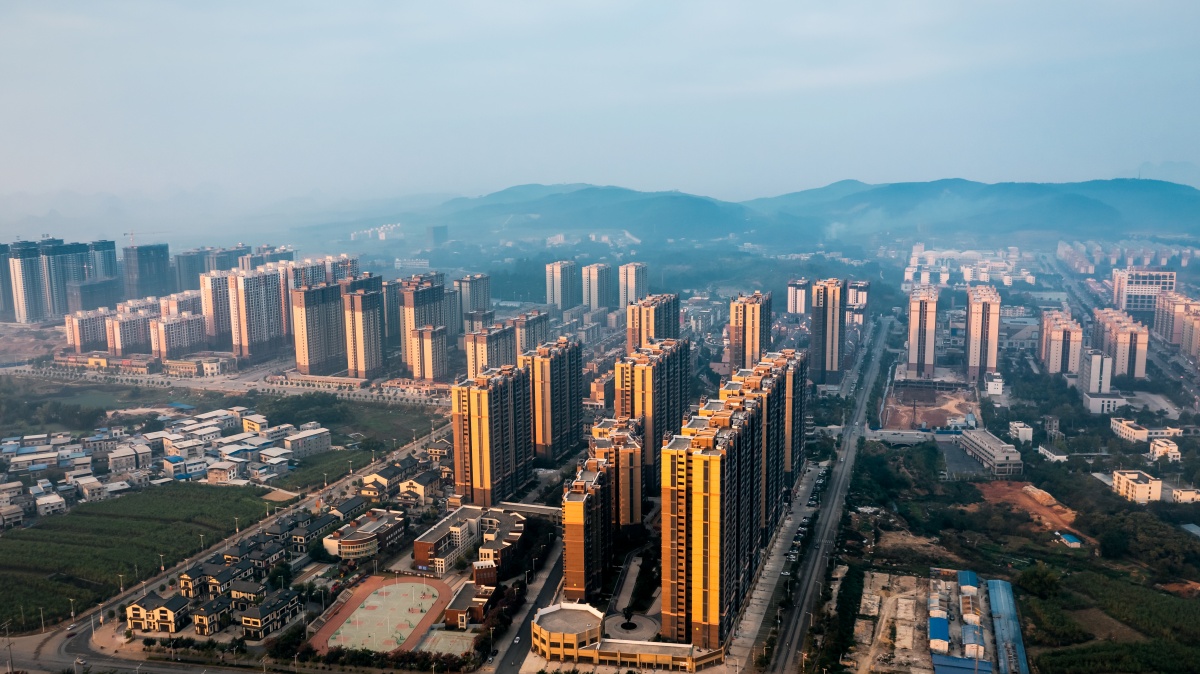 晨曦中的南宁空港扶绥经济区新貌