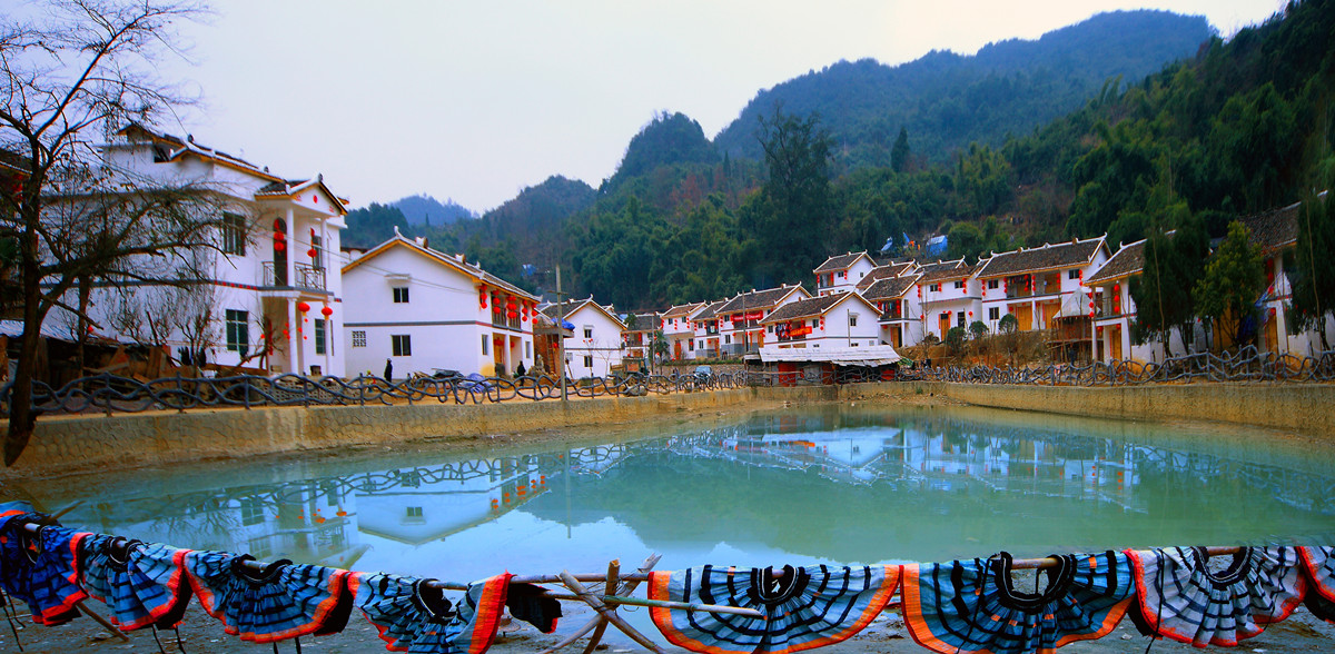 河池南丹新农村新风貌