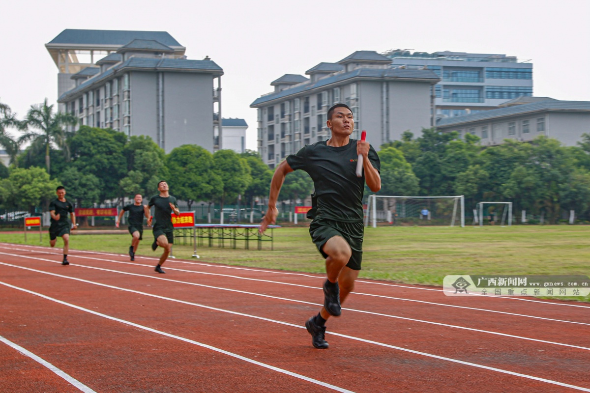 直击武警南宁支队军人运动会现场|手机广西网