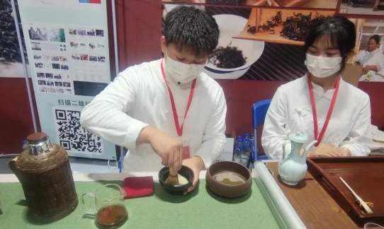 “茶百戏”惊艳广西非遗科普展 让你情不自禁“爱上非遗”