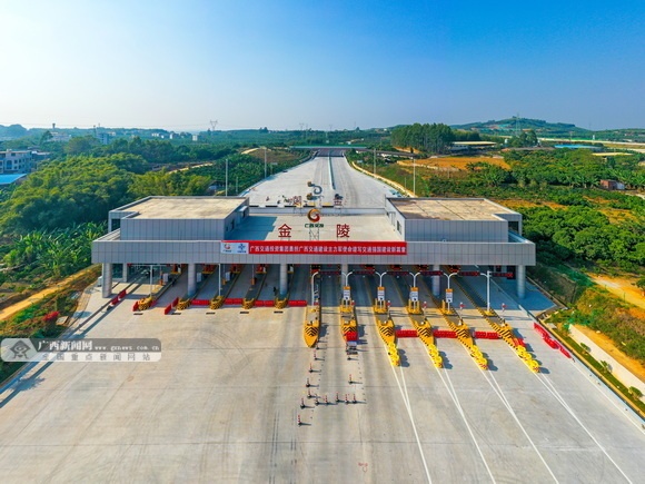 平果至南宁高速公路建成通车 助建西部陆海新通道|手机广西网