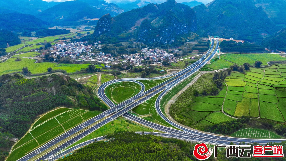 田新,大凭高速公路同日建成通车-广西新闻网