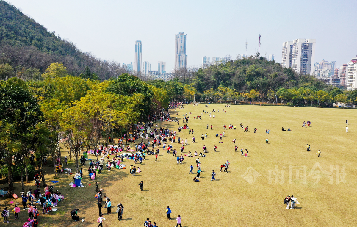 柳州马鹿山图片