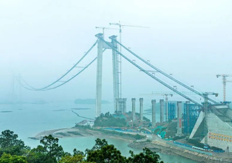 给力！广西最长跨海大桥龙门大桥主缆完成架设(图)