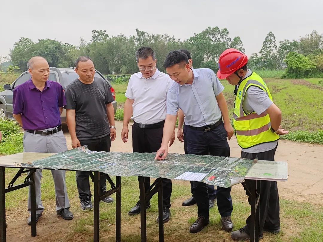 黃登成實地調研平陸運河久隆段項目徵搬工作