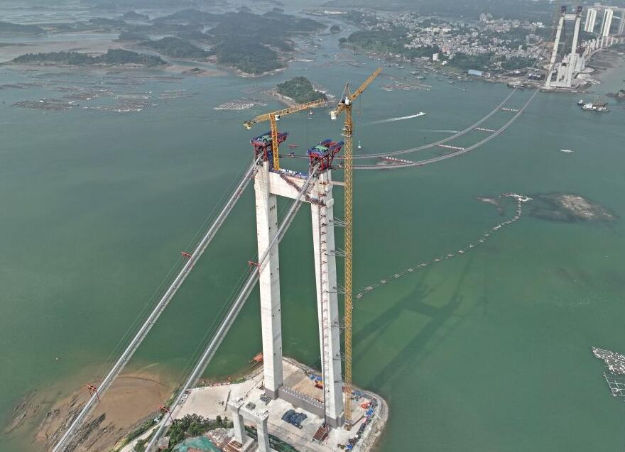 高清圖：廣西最長跨海大橋全面進入上部結構施工階段