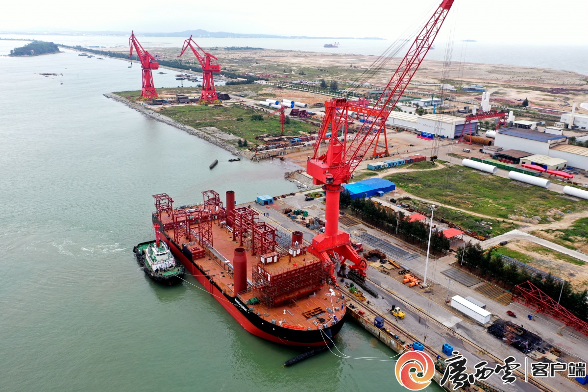 广西内河首艘新能源旅游客船漓江首航 - 橙心物流网