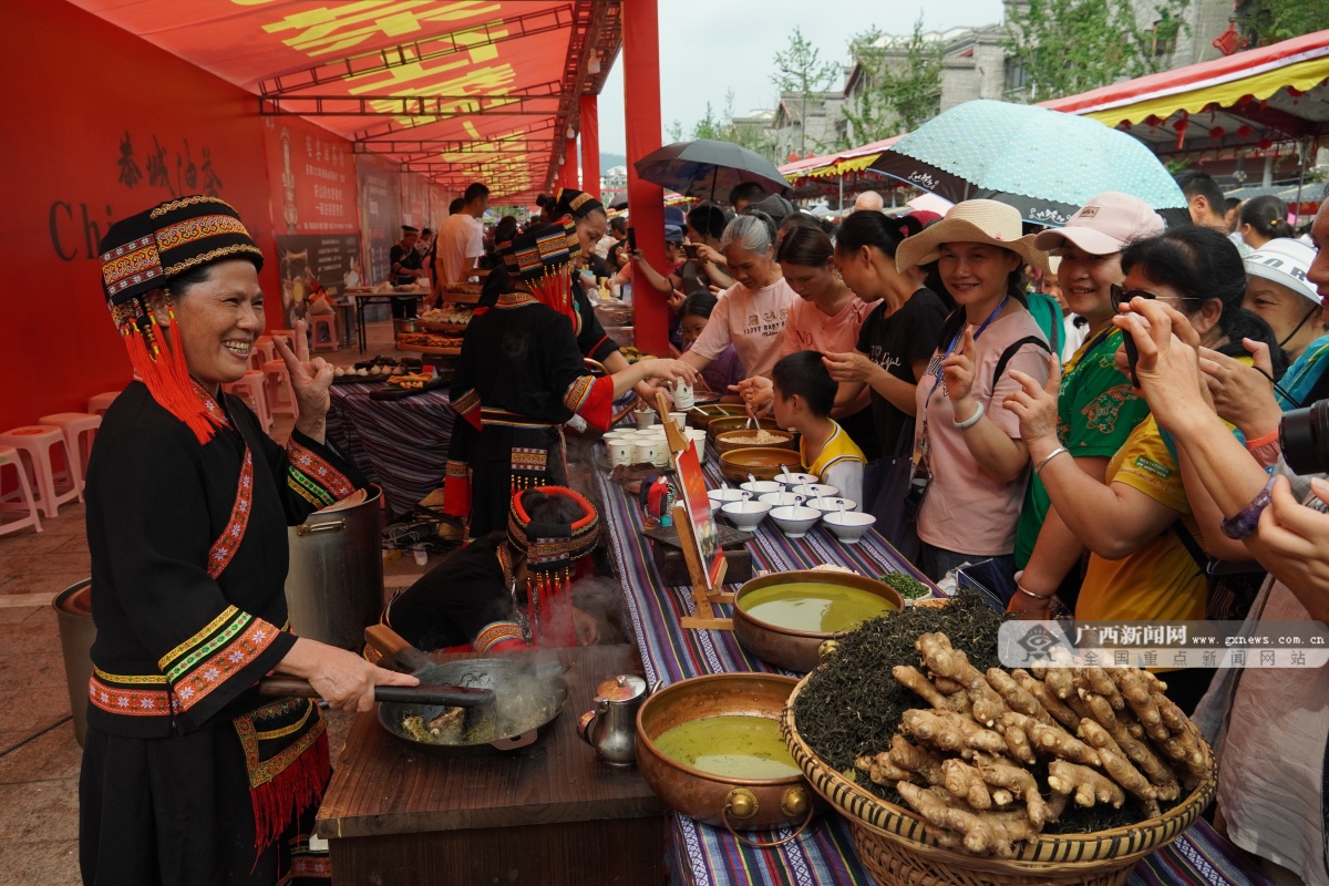 品油茶观民俗恭城瑶族自治县举办第十三届桂林恭城油茶文化节46