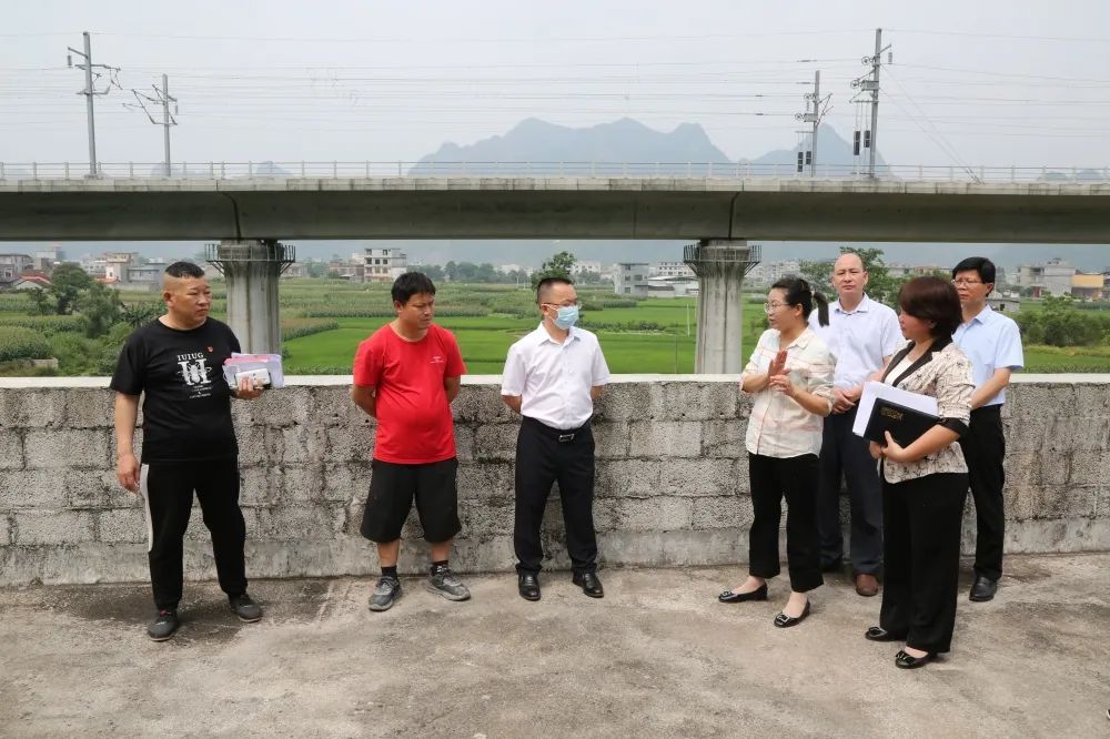 都安瑶族自治县县长图片