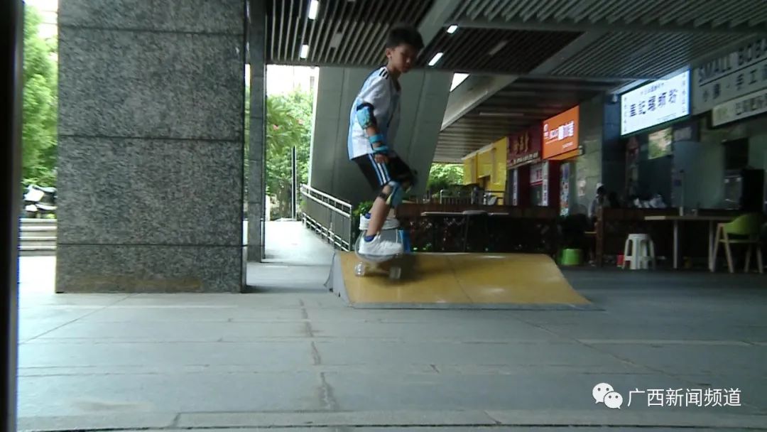 陆地上也能“冲浪”你尝试过吗？(图2)