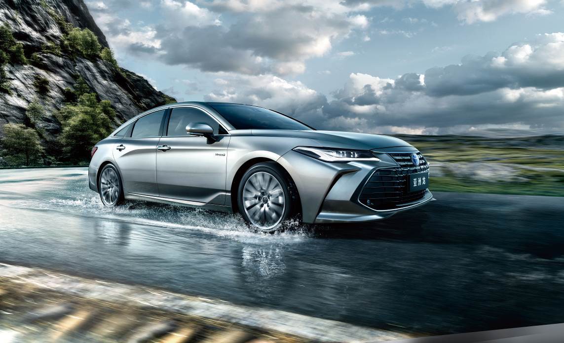 一汽丰田新亚洲龙20l臻选版上市官方指导价2098万元