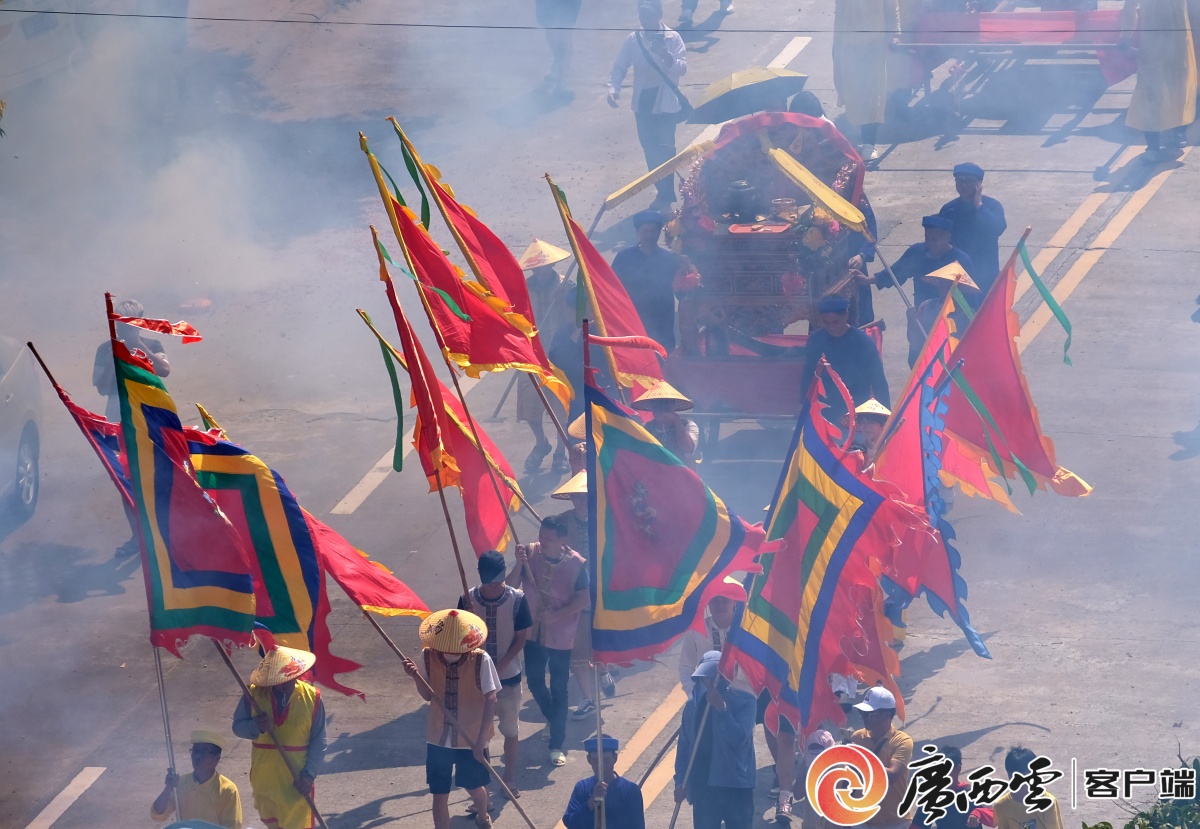 "我们的节日"八桂民俗盛典·东兴京族哈节启幕|手机广西网