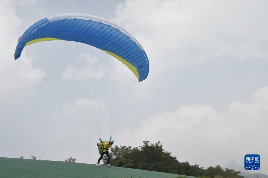 御风飞翔-广西新闻网