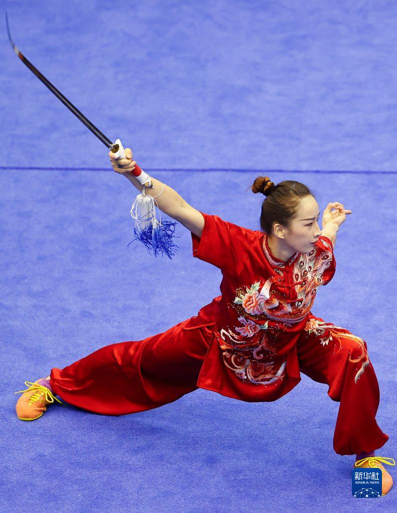 武术套路——学青会:大学组女子自选剑术赛况
