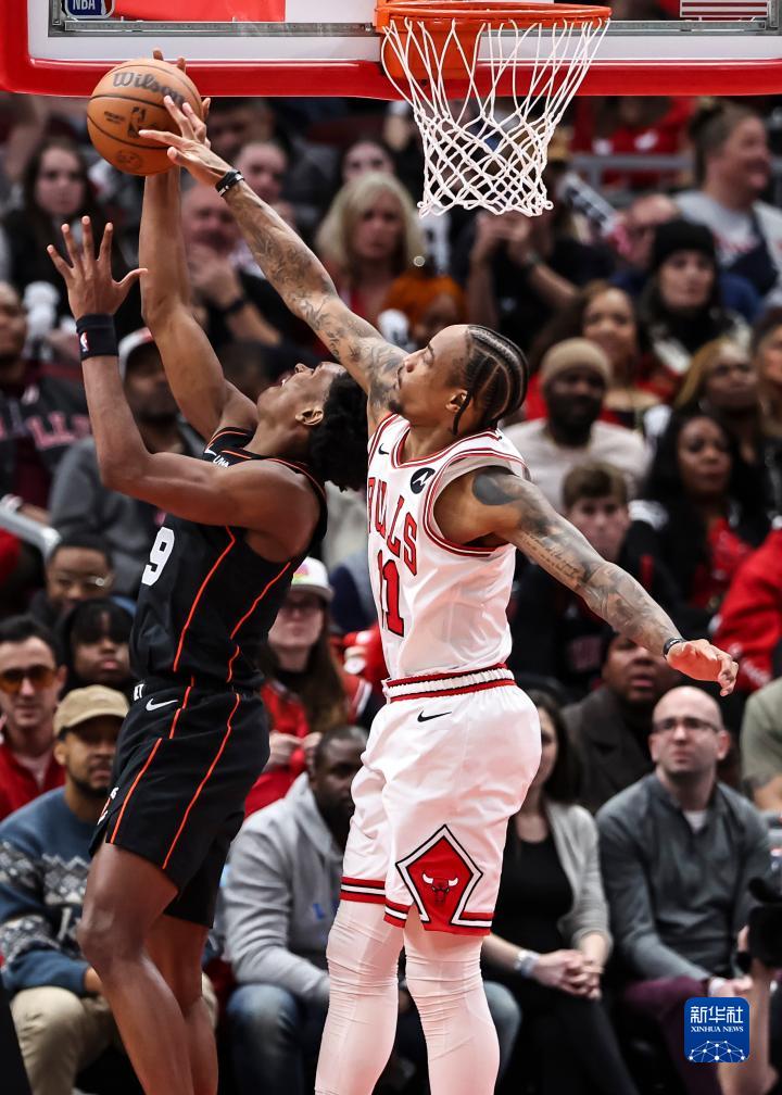 NBA常规赛：公牛胜活塞