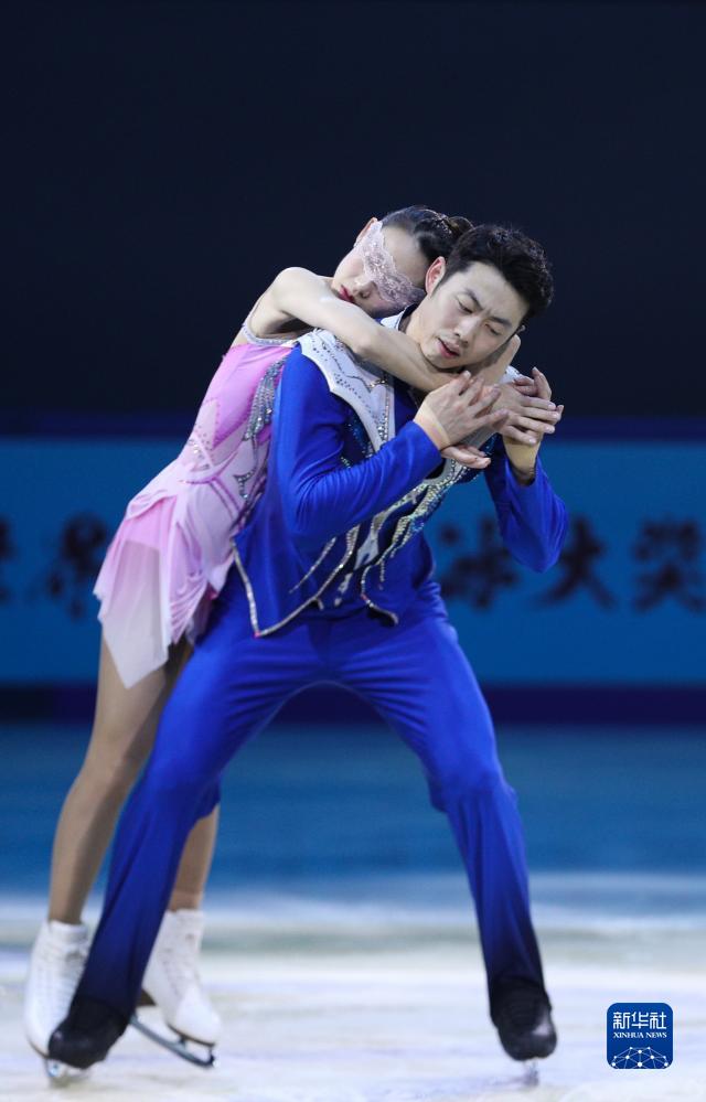花样滑冰——中国杯:表演滑举行-广西新闻网
