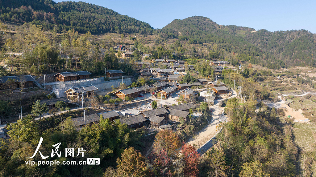 重慶市秀山土家族苗族自治縣官莊街道柏香村特色村寨民居風貌改造施工