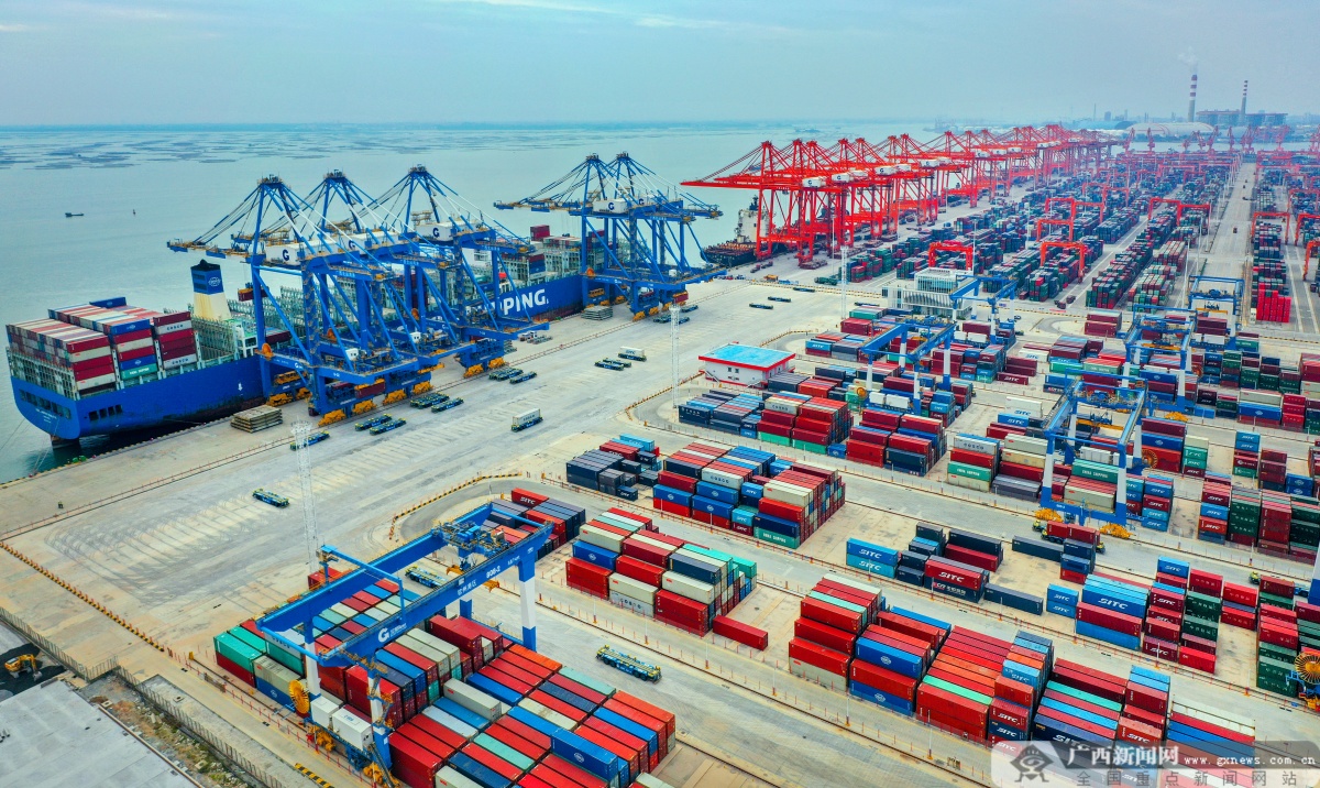 北部湾港集装箱吞吐量连续7年两位数增长