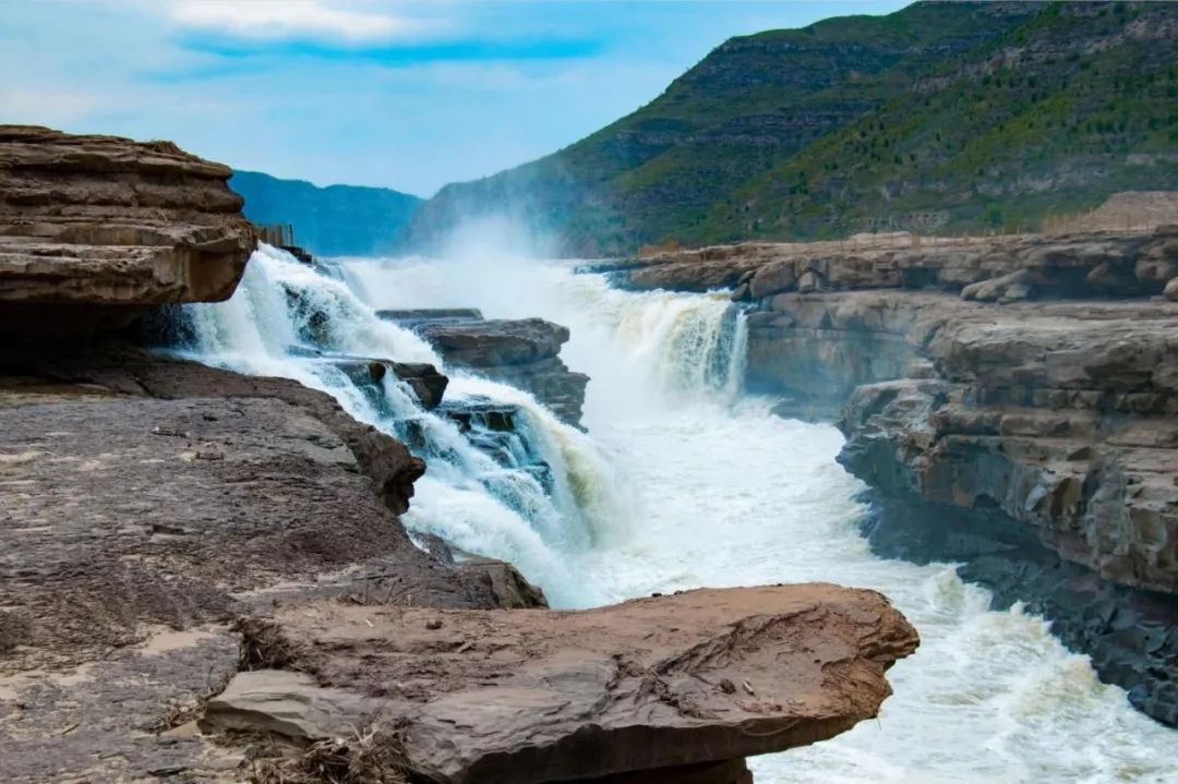 萍乡武功山微信公众号3月8日,全国女性凭身份证可免