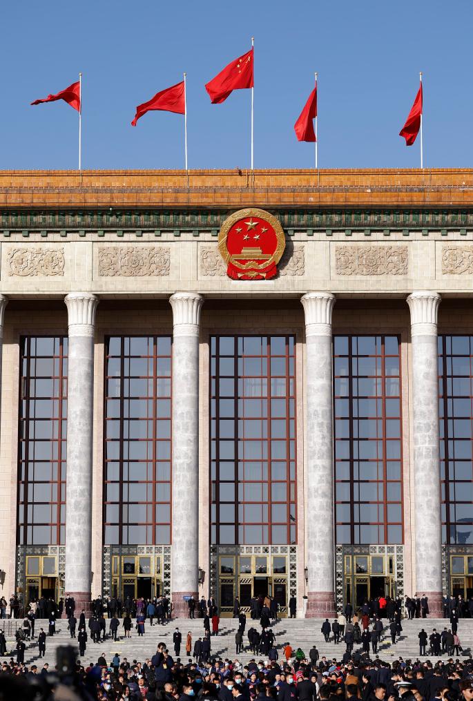 张领 摄3月8日,十四届全国人大二次会议在北京人民大会堂举行第二次