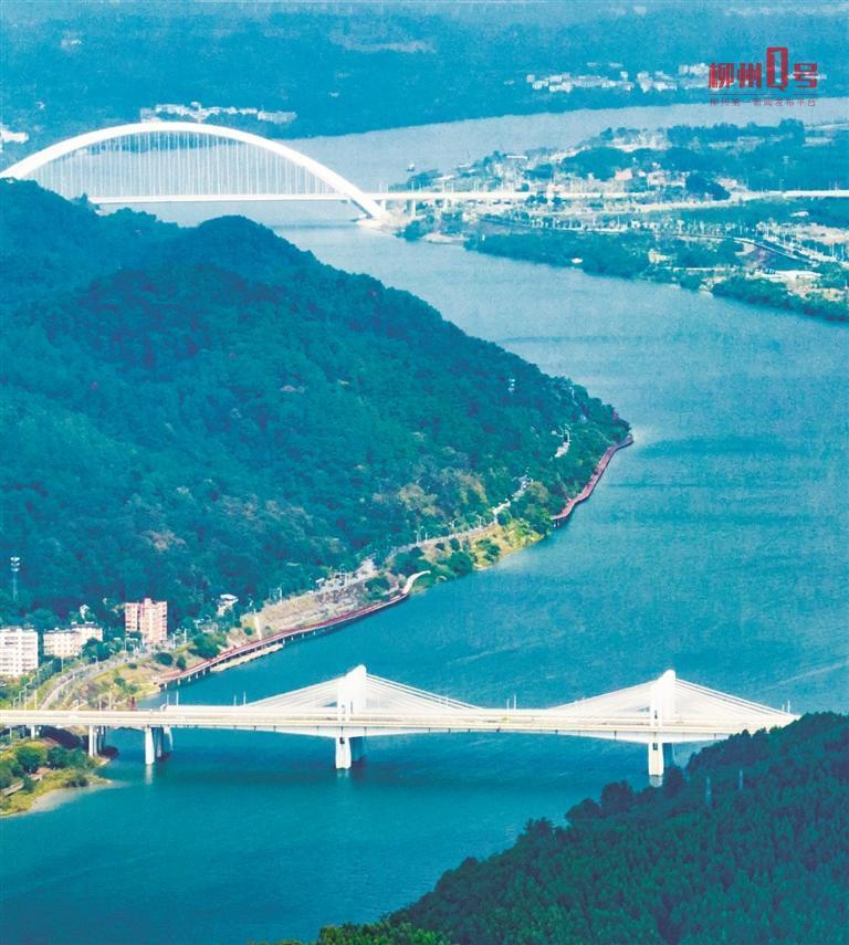 一江碧水穿城而过柳州优美