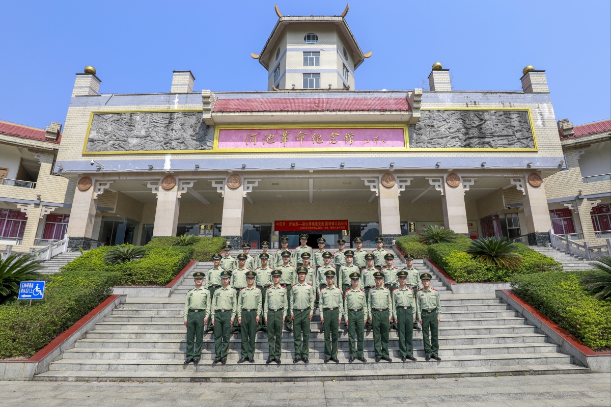 广西武警河池支队图片