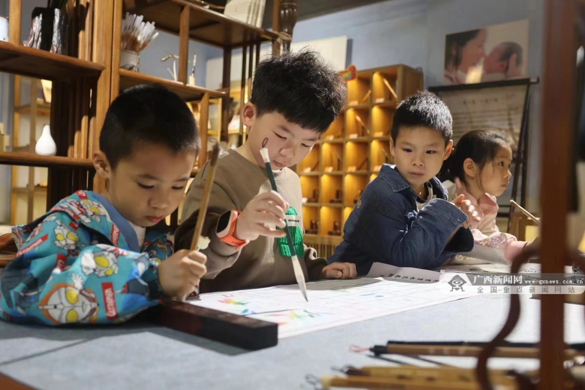 桂林市象山区非遗体验欢庆三月三