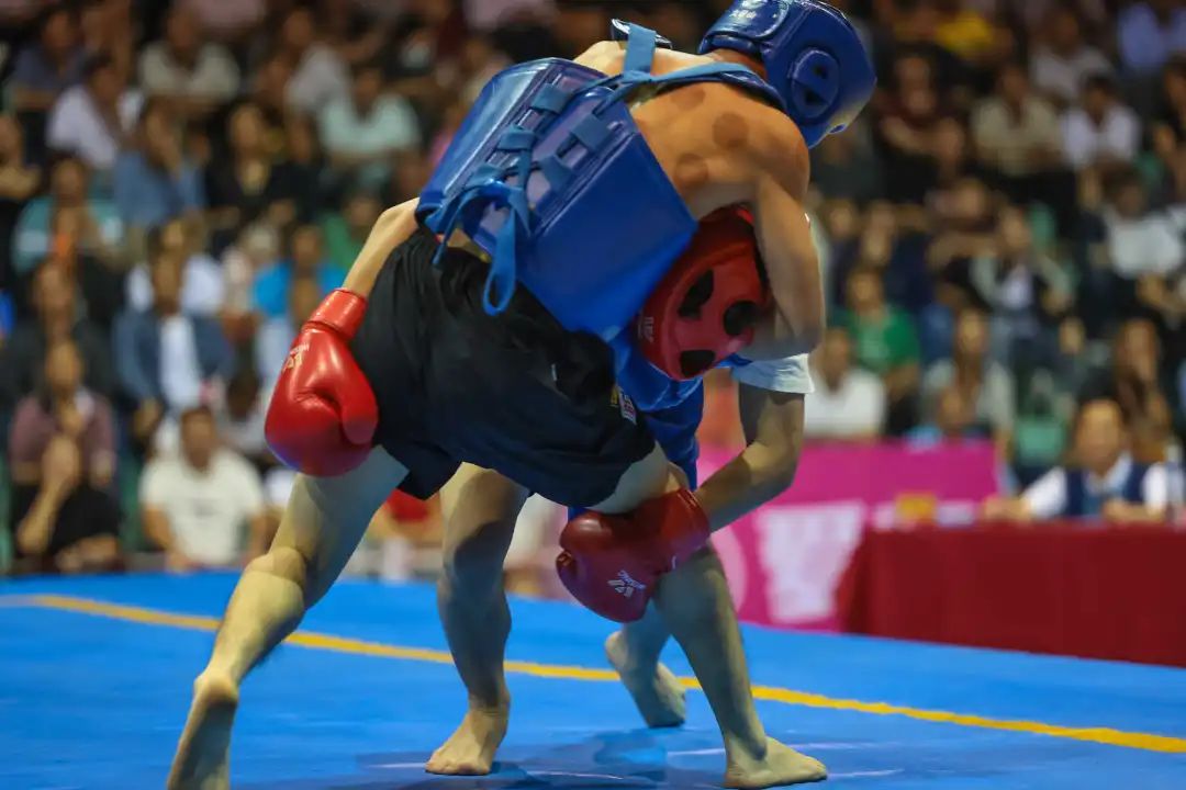 广西三月三各路武林高手齐聚武鸣武术散打擂台赛以武会友