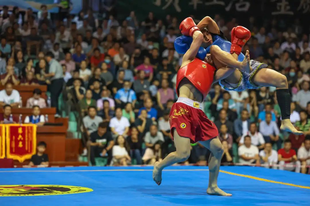 广西三月三各路武林高手齐聚武鸣武术散打擂台赛以武会友