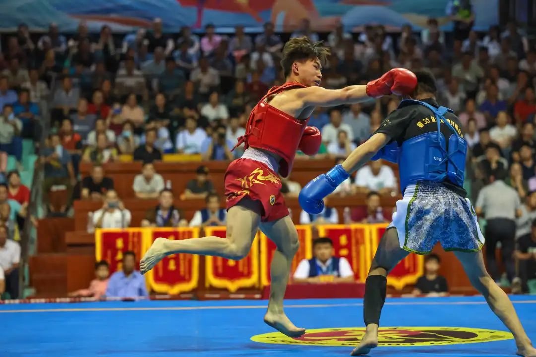 广西三月三各路武林高手齐聚武鸣武术散打擂台赛以武会友