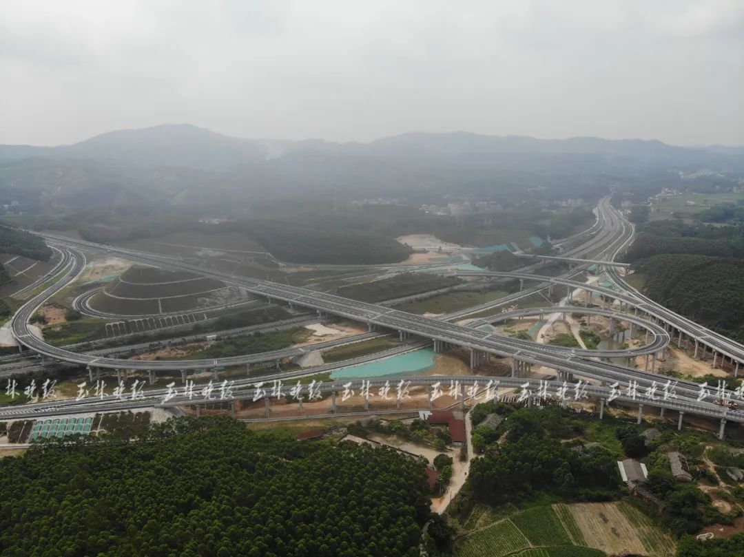 南湛高速南宁至博白那卜段是《广西高速公路网规划(2018-2030)》中"1