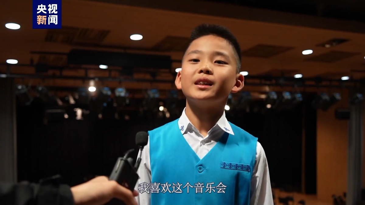 "我想交些法国朋友"——中国童声合唱团赴法交流 体验法国音乐风情