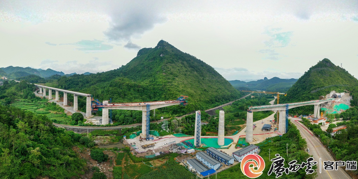 崇凭铁路转体桥加紧施工