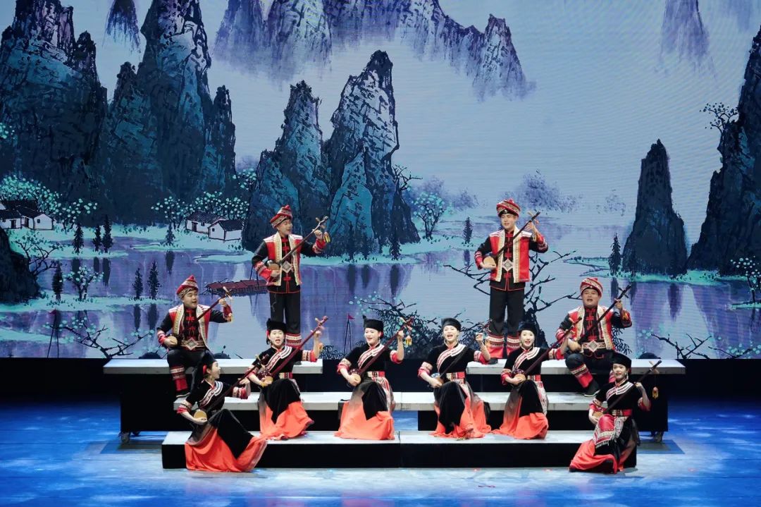 图源广东省非物质文化遗产馆非遗剧场壮族天琴艺术是广西壮族自治区