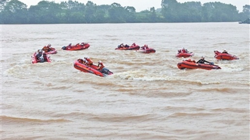 柳州、贵港两市红十字会开展应急救援联合演练