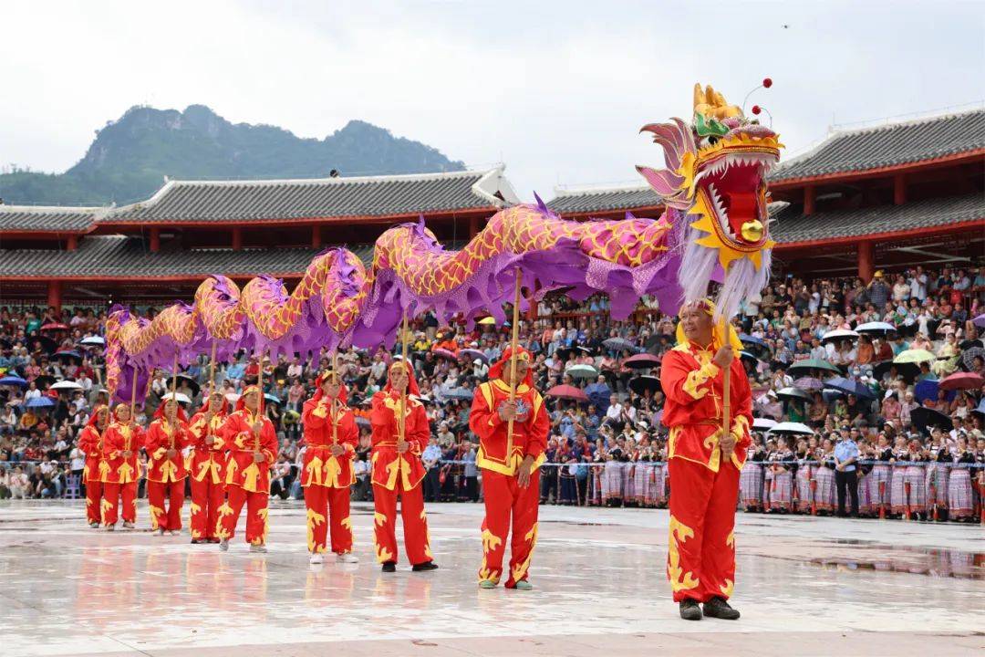 分龙节是毛南族最古老,最盛大的节日,是毛南族人民祈佑风调雨顺,五谷