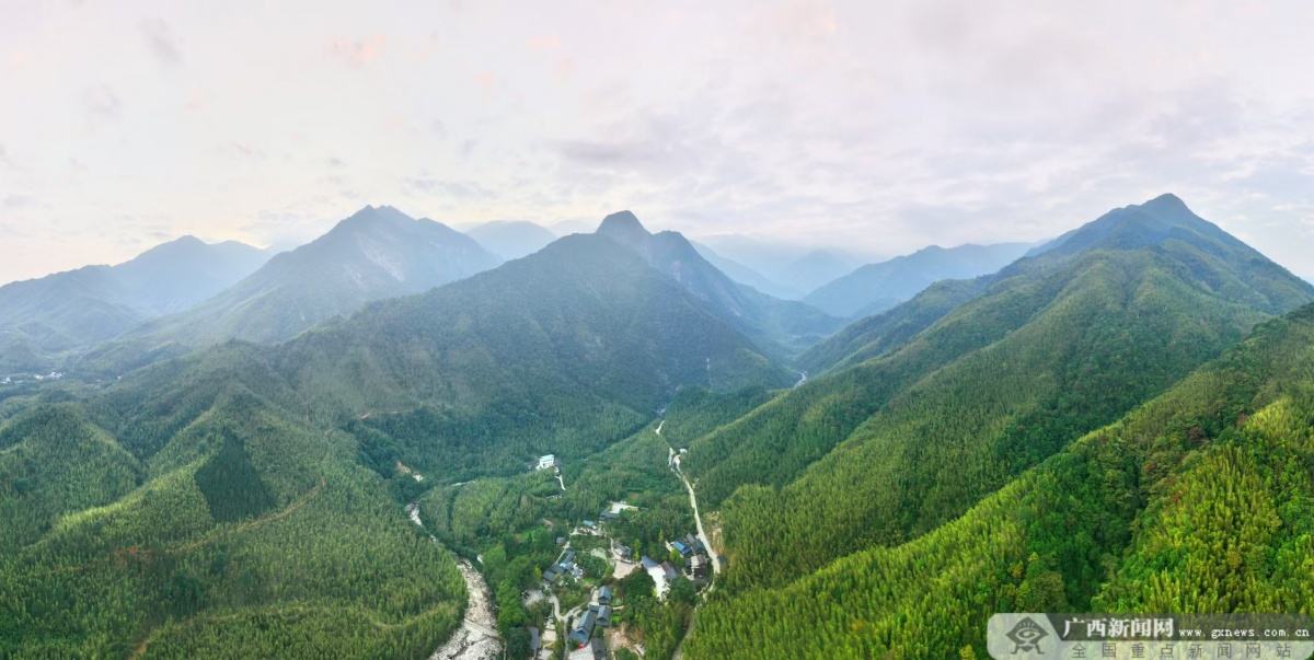 越城岭老山界图片