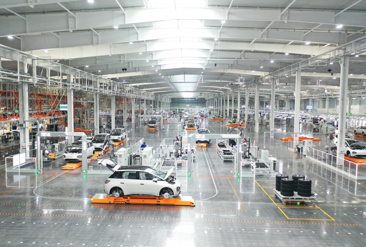 培育1000家以上智能工厂和数字化车间！广西制造业“智改数转网联”三年行动启动(图1)