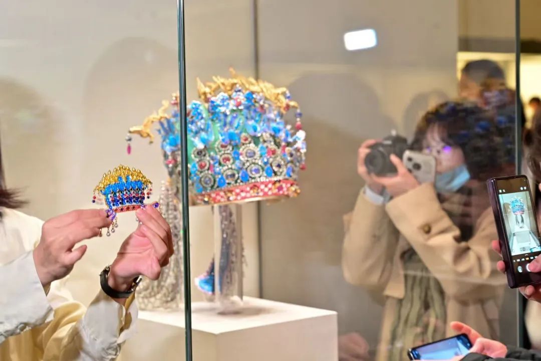 000个!下一个“爆款”是谁?瓦力游戏试玩国博凤冠冰箱贴10(图2) 000个!下一个“爆款”是谁?瓦力游戏试玩国博凤冠冰箱贴10(图2)