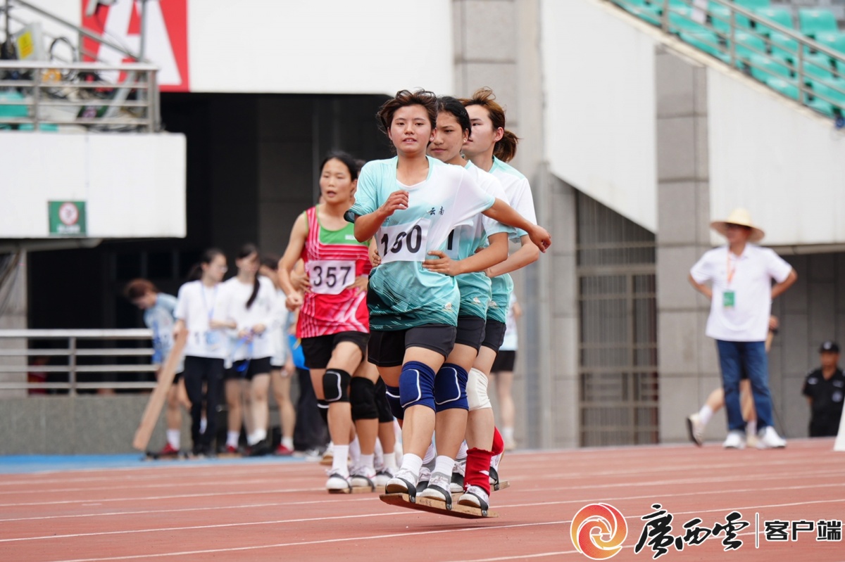 从“中国式橄榄球”到板鞋飞驰！东盟友邻同场争辉(图10)
